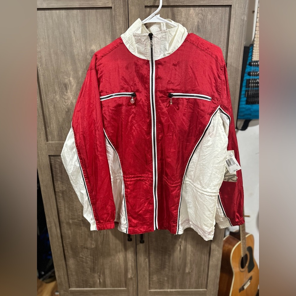 Vintage EVR tracksuit NWT women’s M